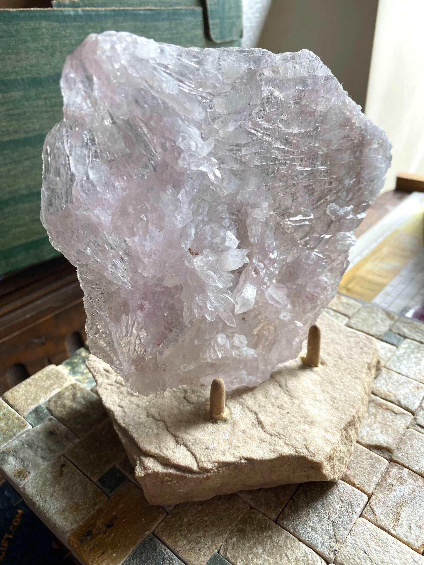 AMETHYST QUARTZ BEAUTIFUL UNTREATED RARE NATURAL FORMED SPECIMEN 240g MF9982