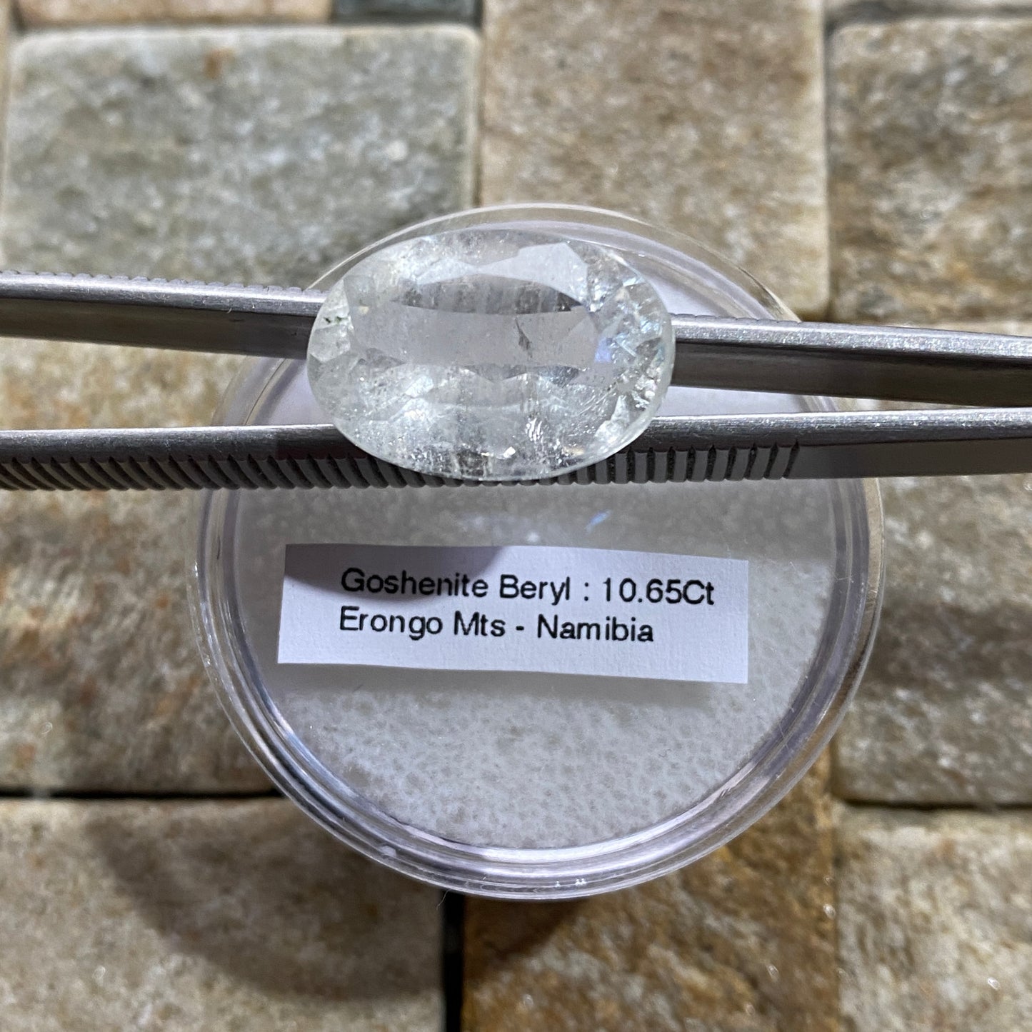 GOSHENITE BERYL NATURAL GEMSTONE : ERONGO MOUNTAINS, NAMIBIA 10.65Ct MFG5486