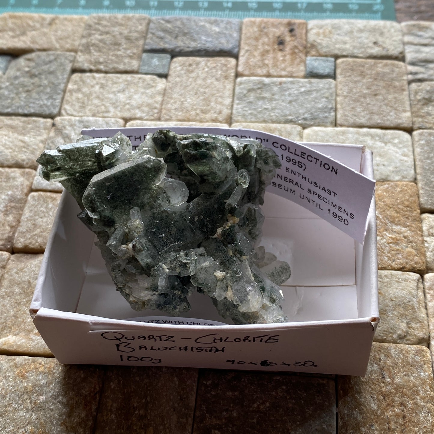 QUARTZ/CHLORITE DU DISTRICT DE KHARAN, PAKISTAN 100g MF6891