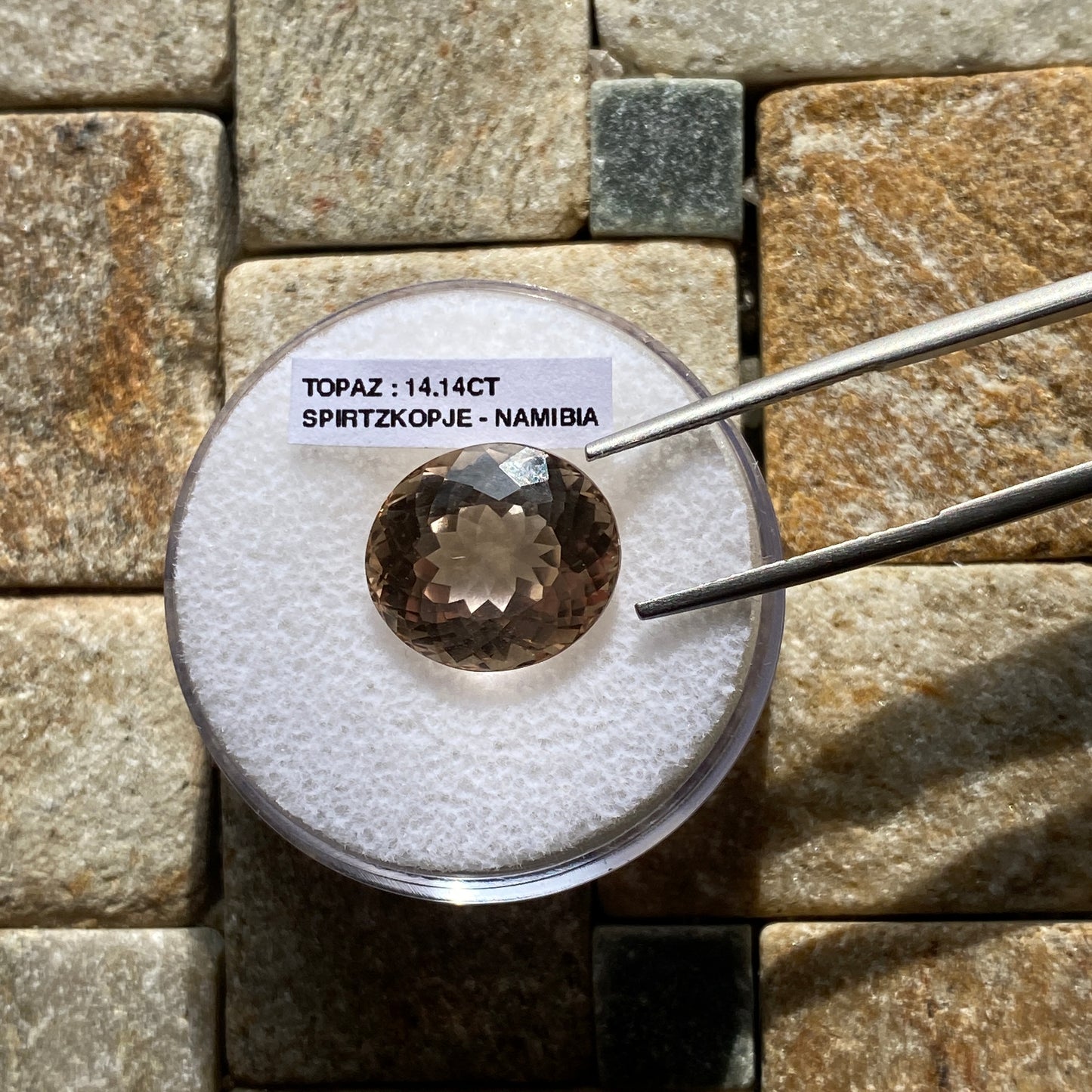 TOPAZ NATURAL MINED GEMSTONE - SPITZKOPJE, ERONGO, NAMIBIA 14.14Ct MFG5363