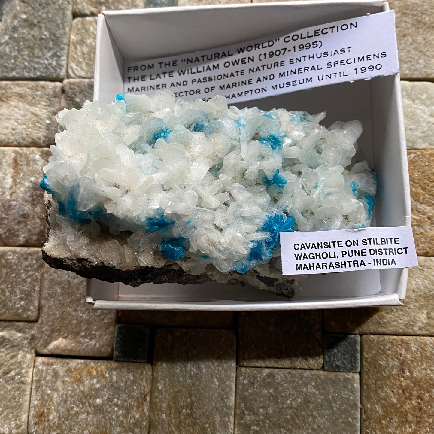 CAVENSITE ON STILBITE FROM WAGHOLI, PUNE, INDIA 114g MF6964