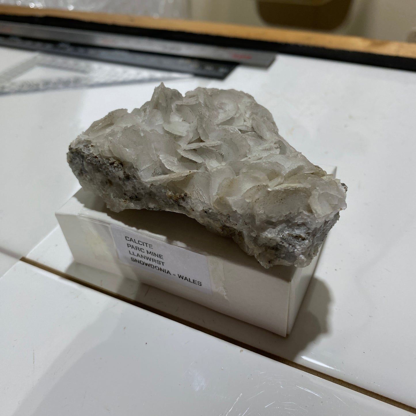 CALCITE : PARC MINE, LLANWRST, SNOWDONIA, WALES U.K. 133g MF4625