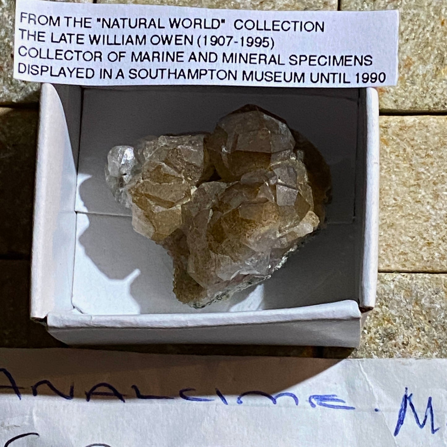 ANALCIME - CROFT QUARRY, LEICESTERSHIRE, ENGLAND 9g MF4459