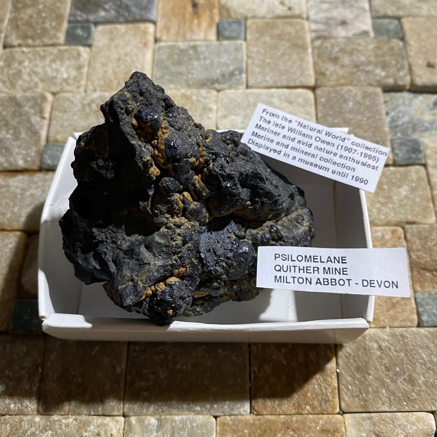 PSILOMELANE RARE SPECIMEN FROM QUITHER MINE, MILTON ABBOT, DEVON 182g MF5290