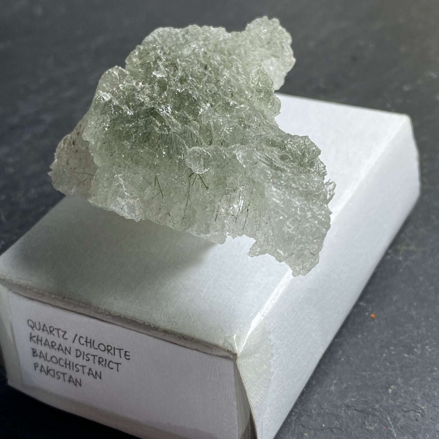 QUARTZ FASCINATING SPECIMEN FROM KHARAN DISTRICT, BALOCHISTAN 72g MF1404