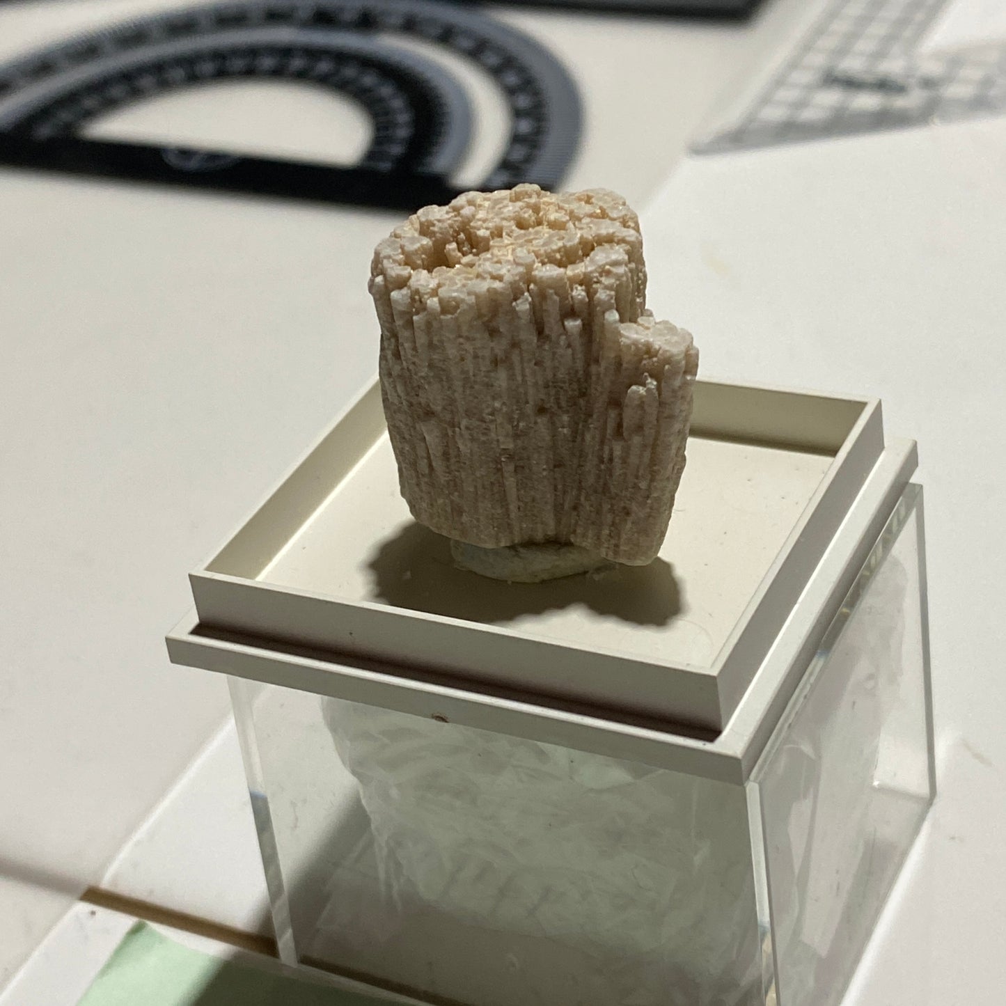 TRILITHIONITE RARE SPECIMEN : TOCA ONCA PEGMATITE, MINAS GERAIS, BRAZIL 11g MF4649