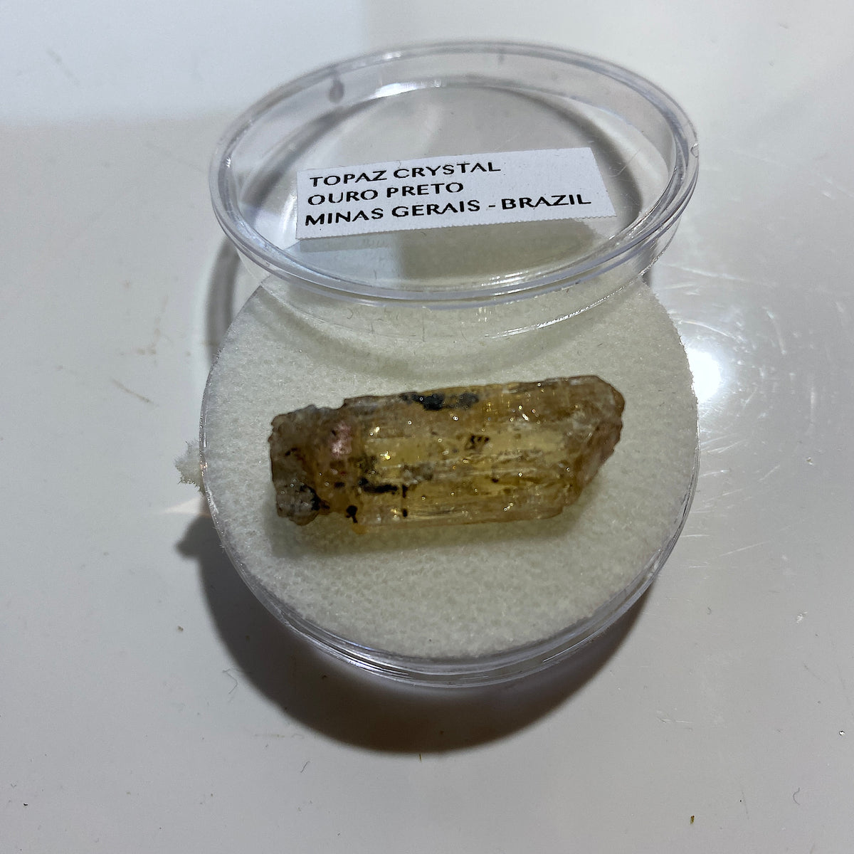 TOPAZ CRYSTAL : OURO PRETO, MINAS GERAIS, BRAZIL 21.30Ct. MF5343