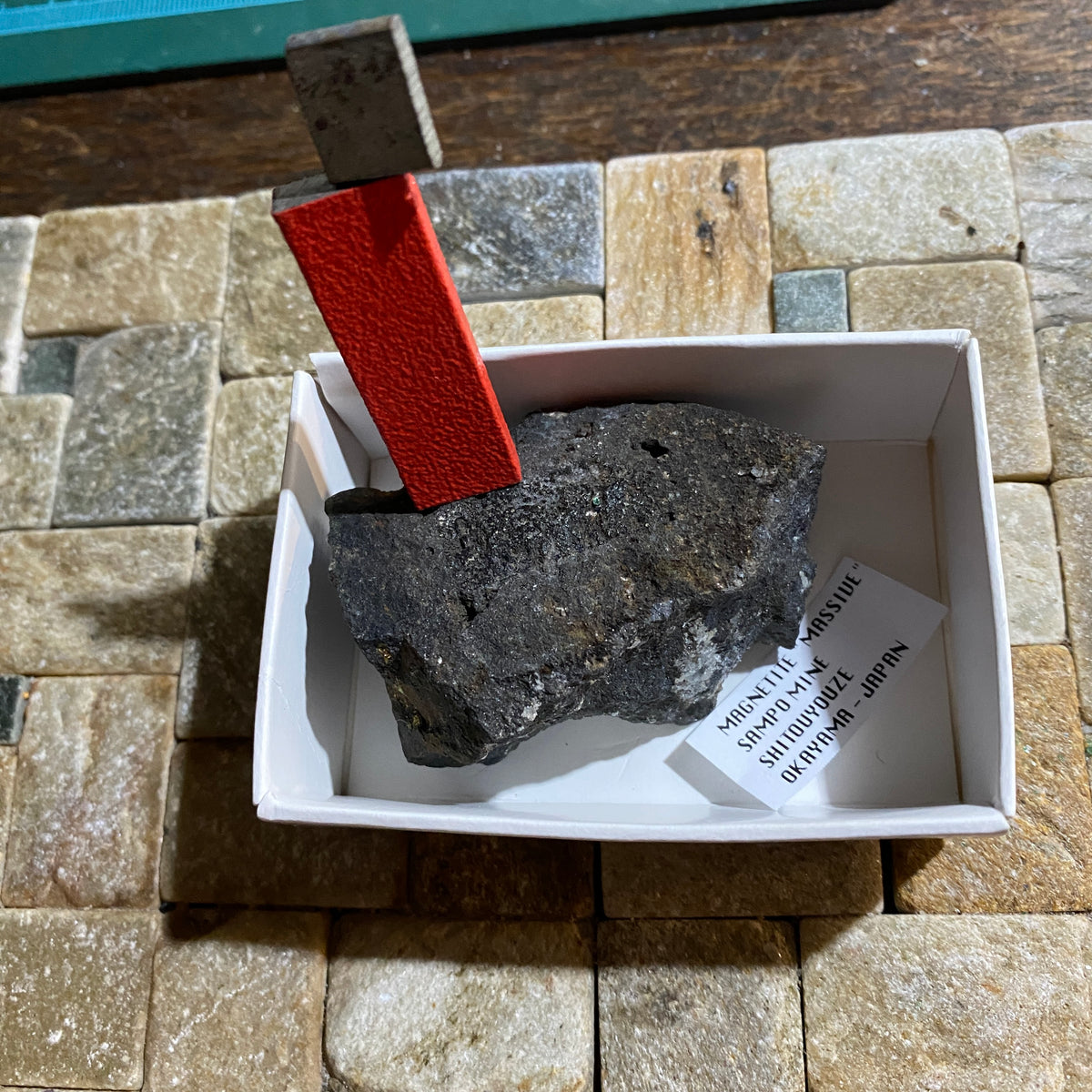 MAGNETITE "MASSIVE" : SAMPO MINE, OKAYAMA PREFECTURE, JAPAN 122g MF5347