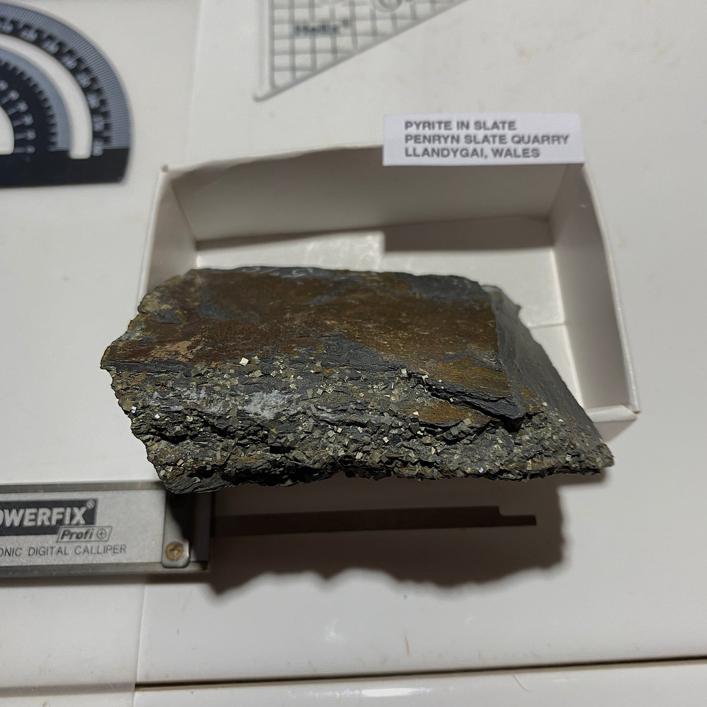 PYRITE IN SLATE : PENRHYN SLATE QUARRY, LLANDYGAI, WALES 120g MF4665