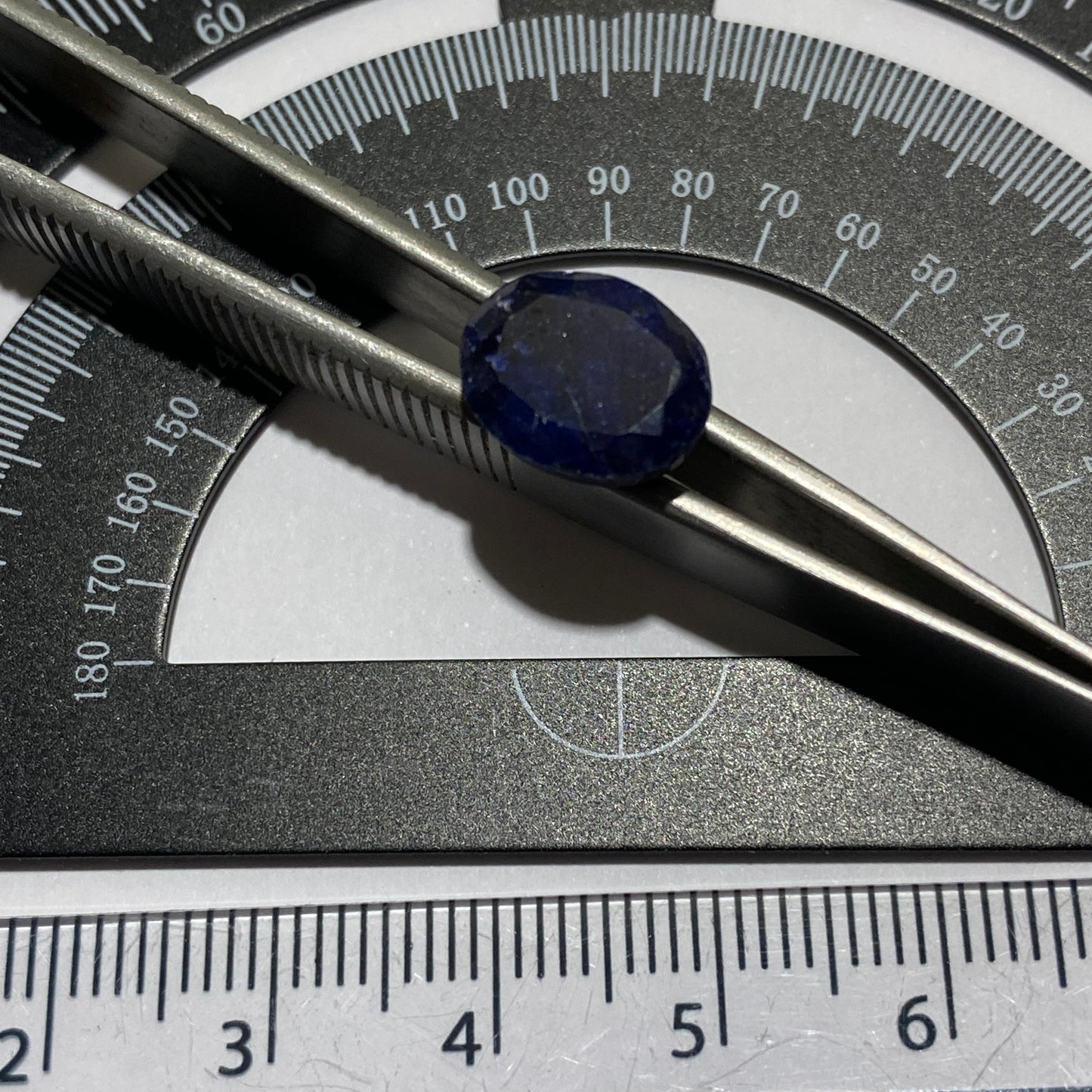 SAPPHIRE CORUNDUM NATURAL GEMSTONE - KAROI DISTRICT, ZIMBABWE 5.70Ct MFG5182