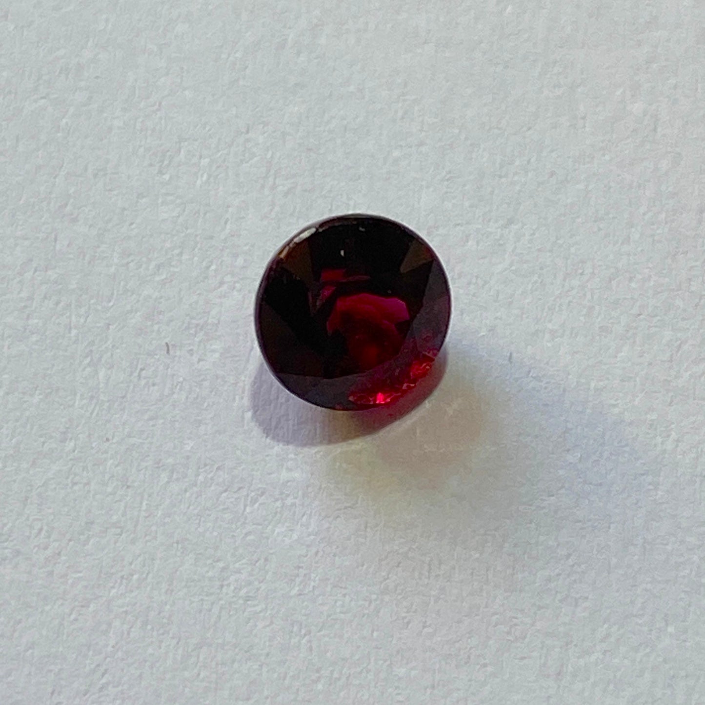 RHODOLITE GARNET NATURAL GEMSTONE - UMBA RIVER, TANGA, TANZANIA 1.02Ct MFG5187