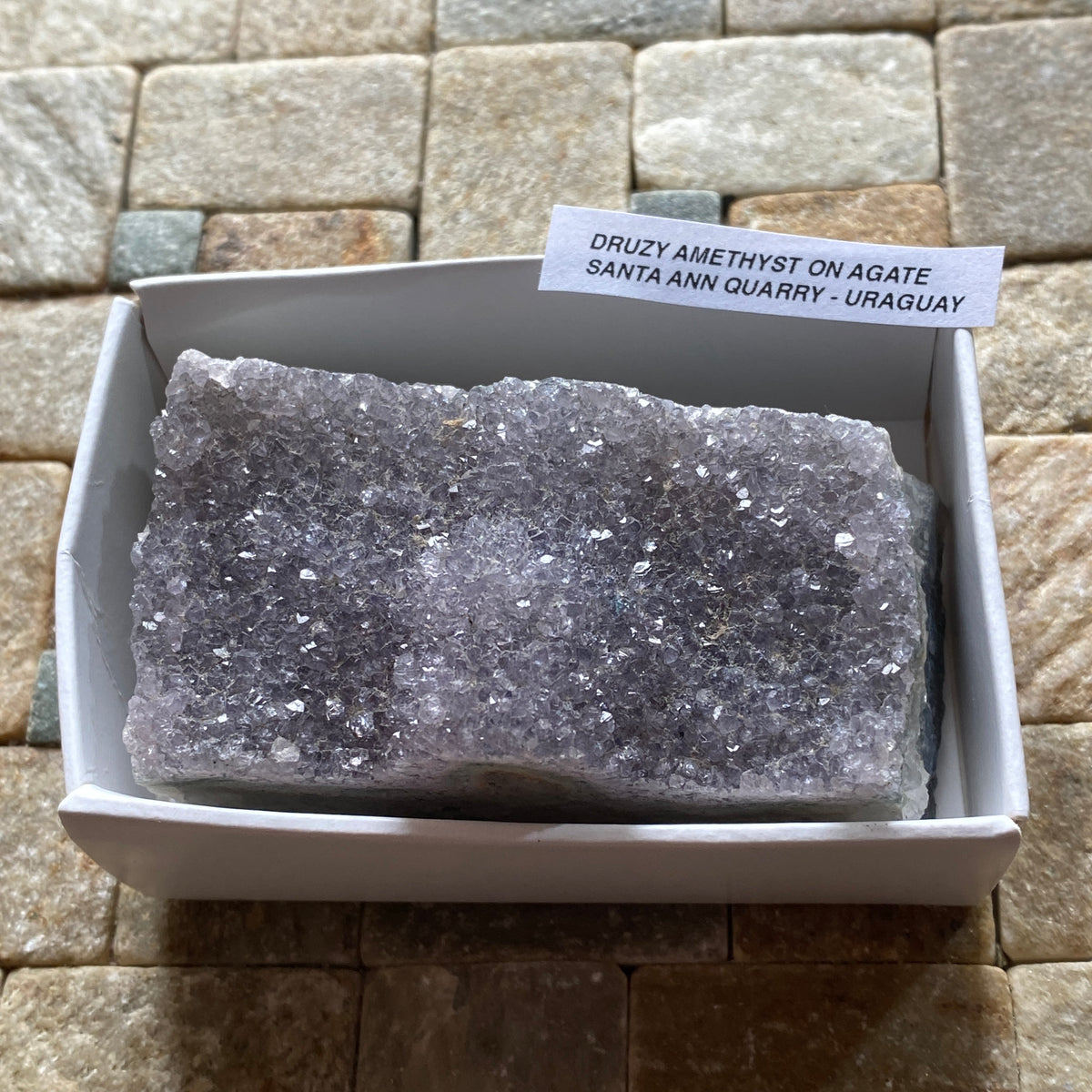 DRUZY AMETHYST ON AGATE : SANTA ANN QUARRY, ARTIGAS, URUGUAY. 163g MF5364