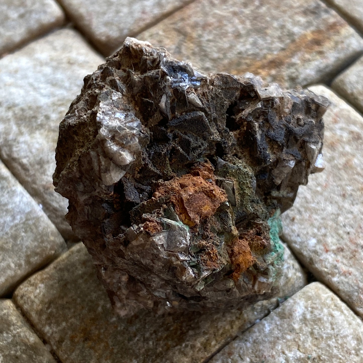 DOLOMITE WITH BROCHANTITE - BUSVEAL, ST DAY, CORNWALL 24g. MF157