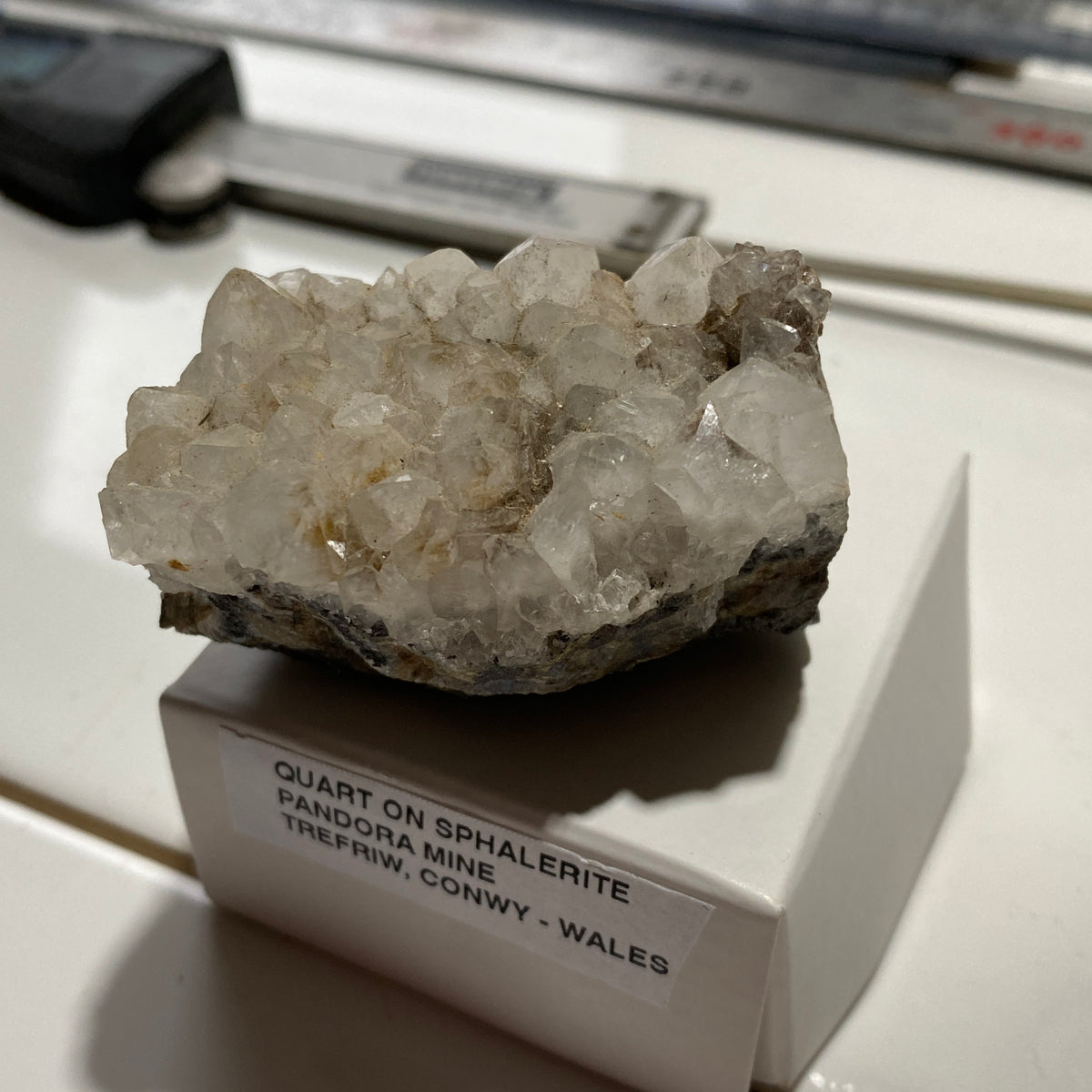 QUARTZ ON SPHALERITE RARE SPECIMEN FROM PANDORA MINE, TREFRIW, WALES 82g MF5368