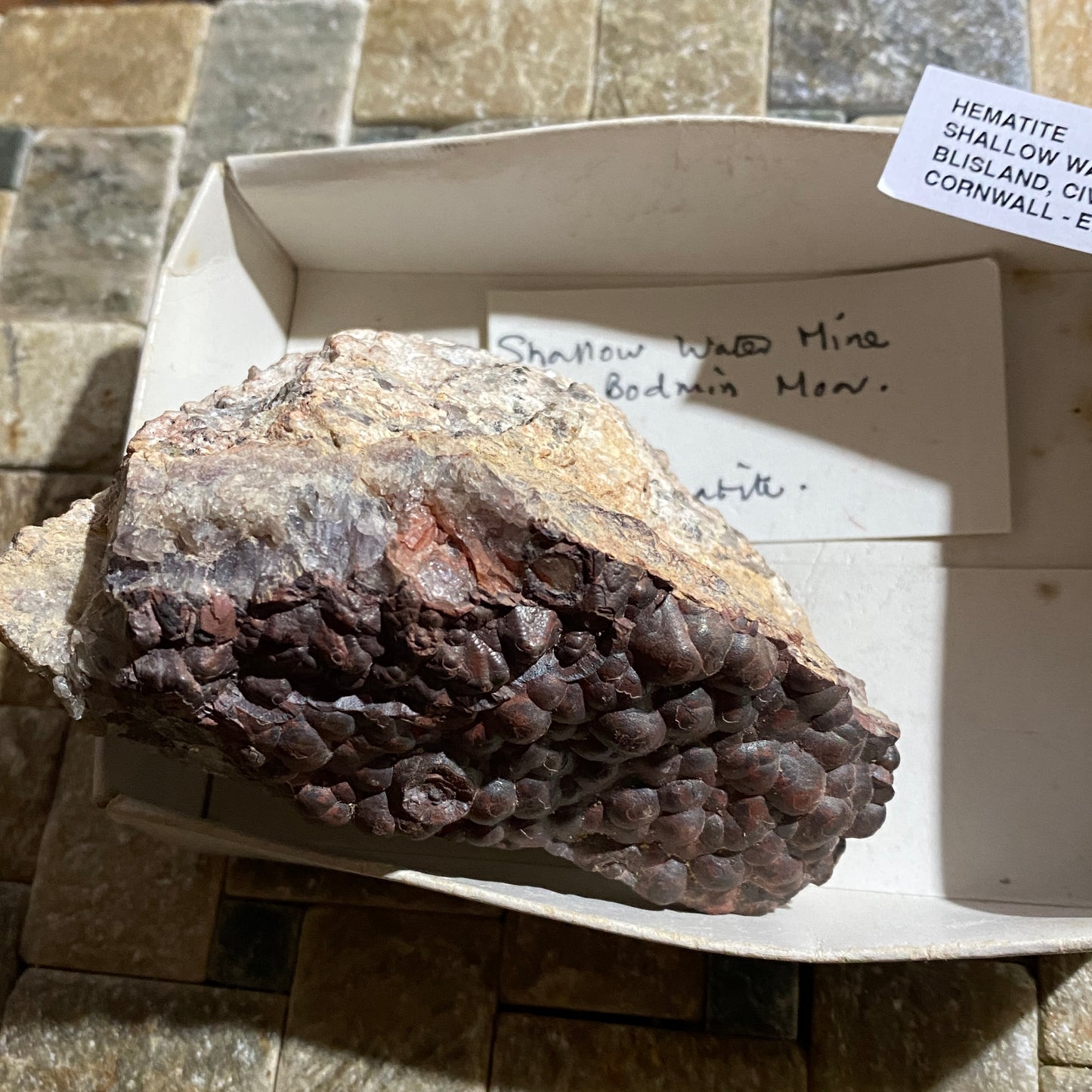 HEMATITE : SHALLOW WATER MINE, BLISLAND, CORNWALL - 250g MF4700