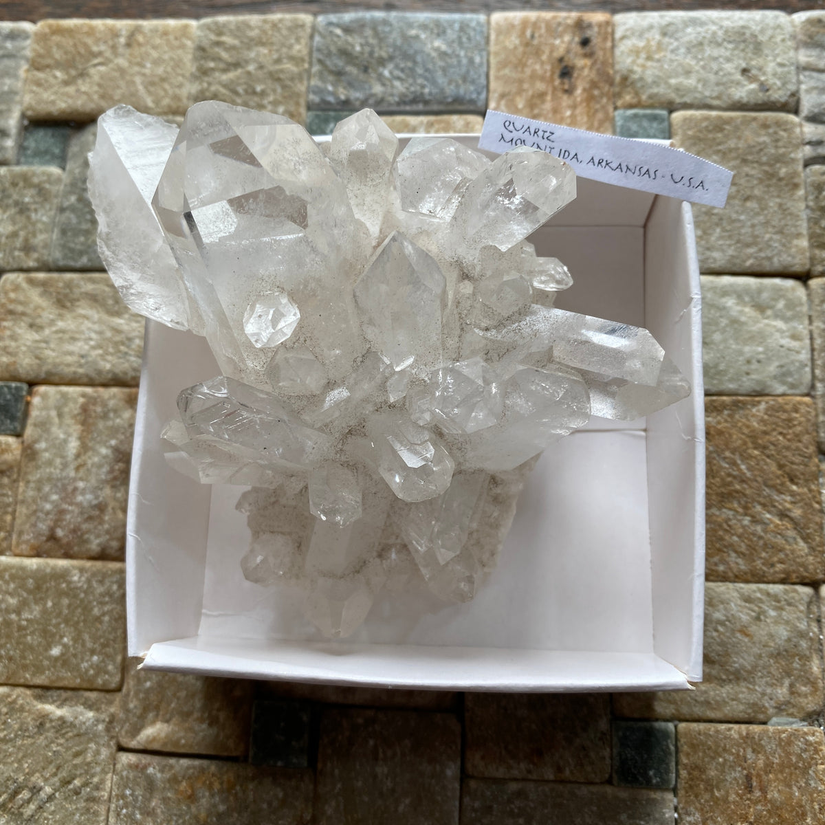 IMPRESSIVE QUARTZ CRYSTAL ASSEMBLAGE : MOUNT IDA, ARKANSAS, U.S.A. 160g MF5374