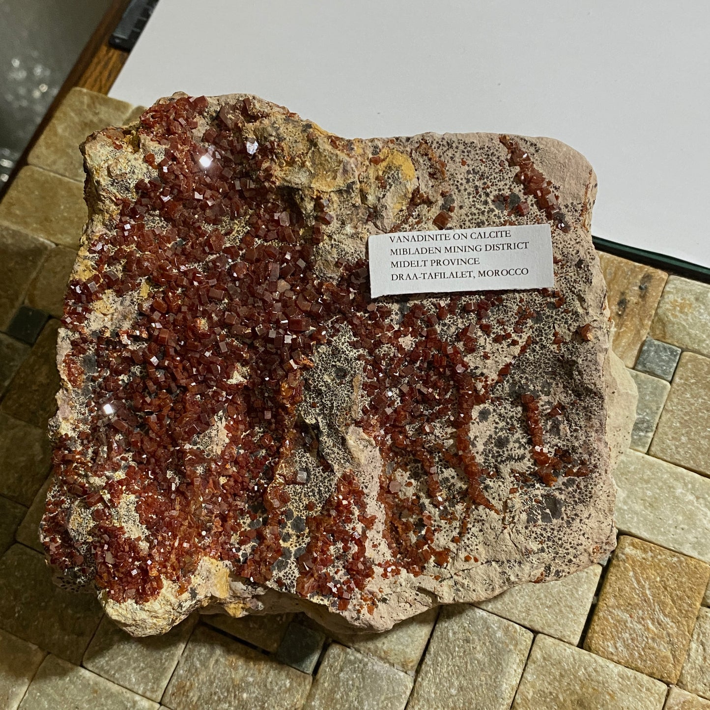 VANADINITE ON CALCITE - MIBLADEN M.D., MIDELT PROV. MOROCCO SUBSTANTIAL 1381g MF4272