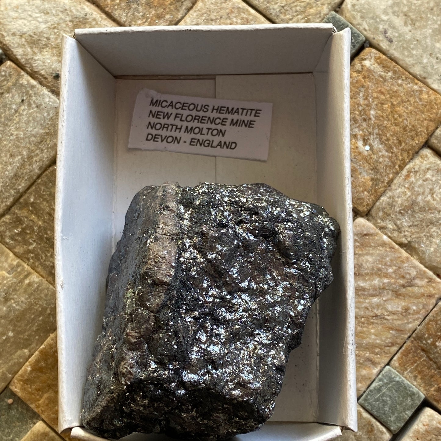 MICACEOUS HEMATITE - NEW FLORENCE MINE, DEVON, ENGLAND 199g MF1995