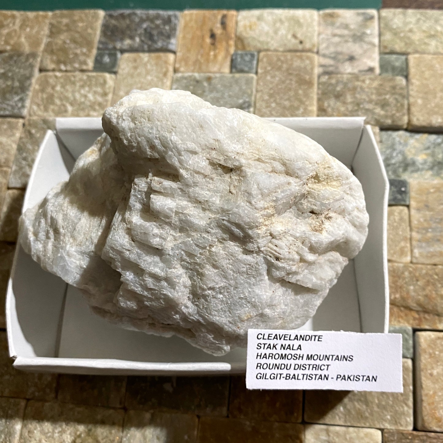 CLEAVELANDITE - STAK NALA, HAROMOSH MTS. GILGIT-BALTISTAN, PAKISTAN 469g. MF4275