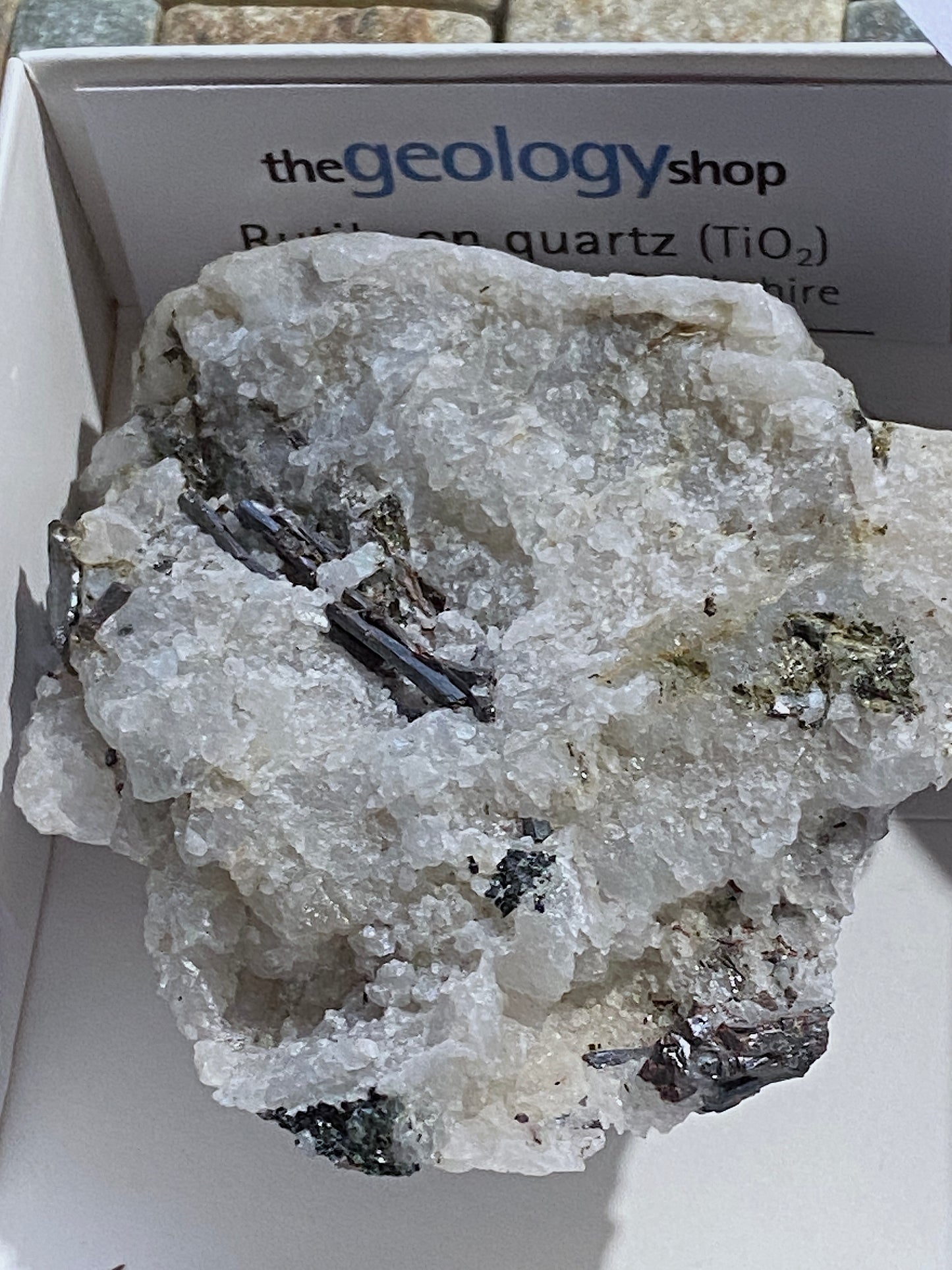 RUTILE ON QUARTZ : LACHAN NA LAIRGIE, PERTHSHIRE, SCOTLAND 106g MF4808