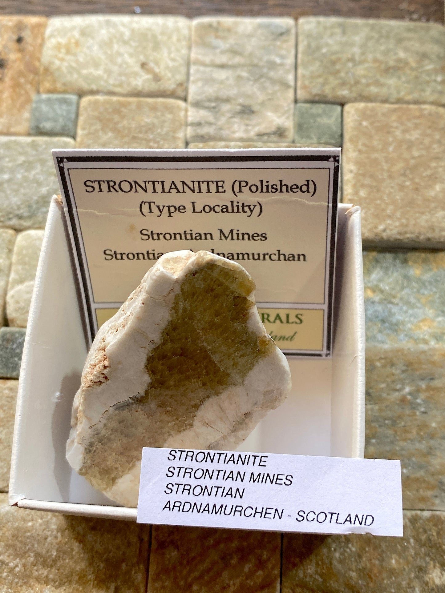 STRONTIANITE : STRONTIAN, ARDNAMURCHAN, HIGHLAND, SCOTLAND 64g MF4818