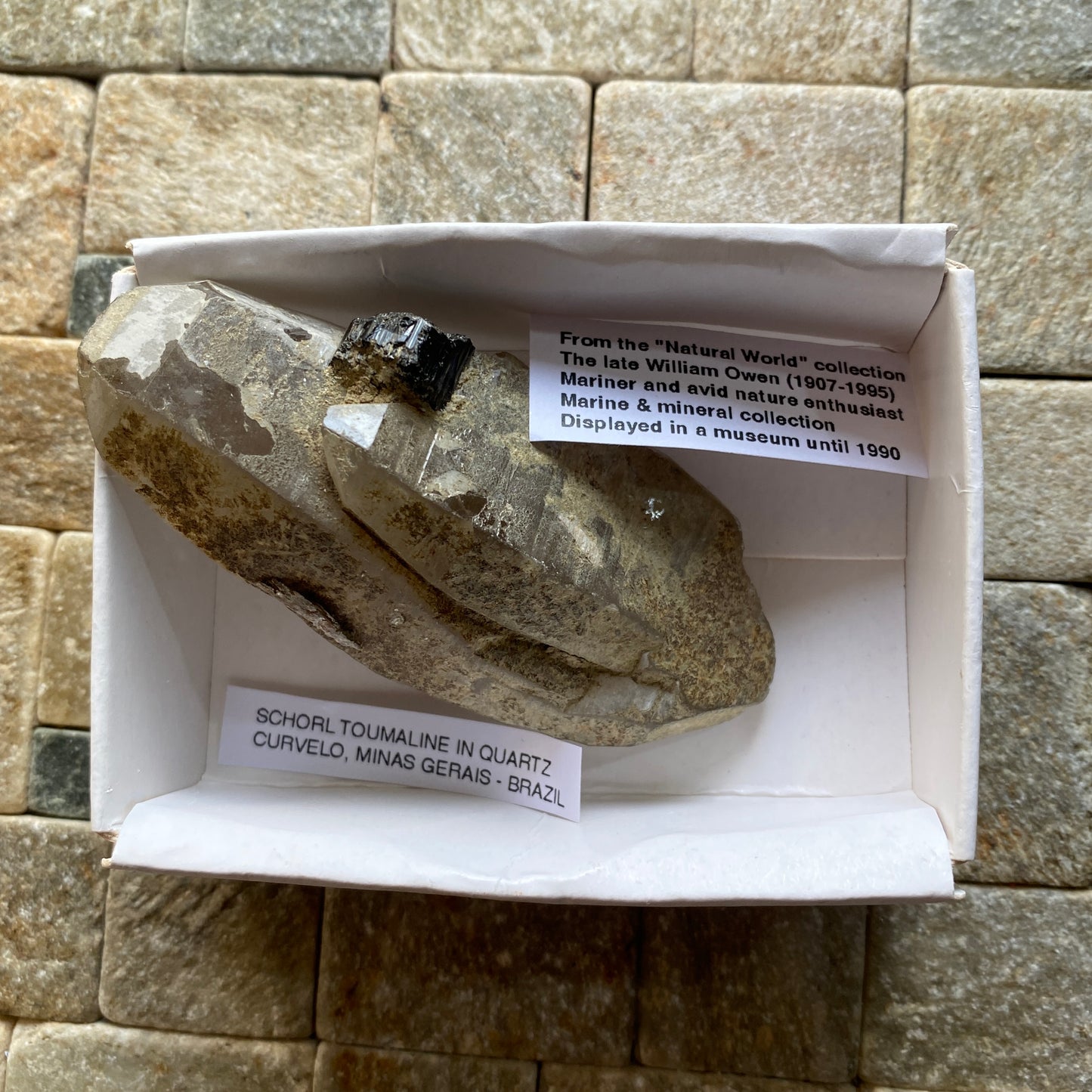 SCHORL TOURMALINE IN QUARTZ - CURVELO, MINAS GERAIS, BRAZIL 49g MF9965