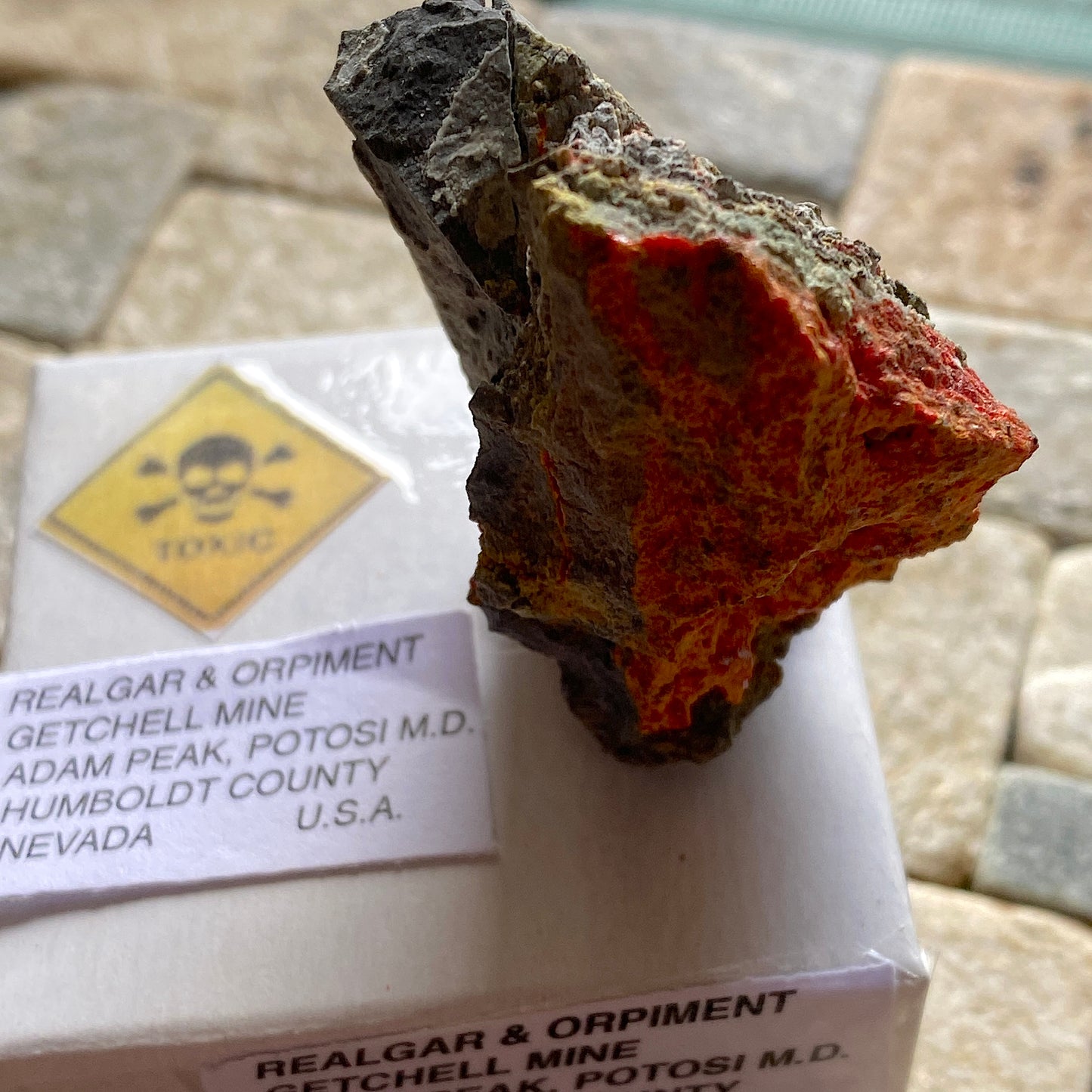 REALGAR & ORPIMENT - GETCHELL MINE, POTOSI M.D., NEVADA, U.S.A. 30g MF4288