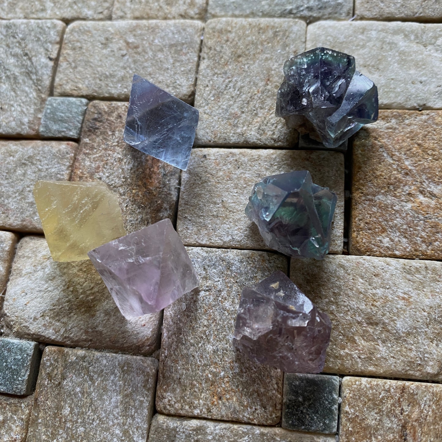 FLUORITE CRYSTAL SPECIMENS x 6 - SHANGBAO MINE, HUNAN, CHINA 36g. MF2359