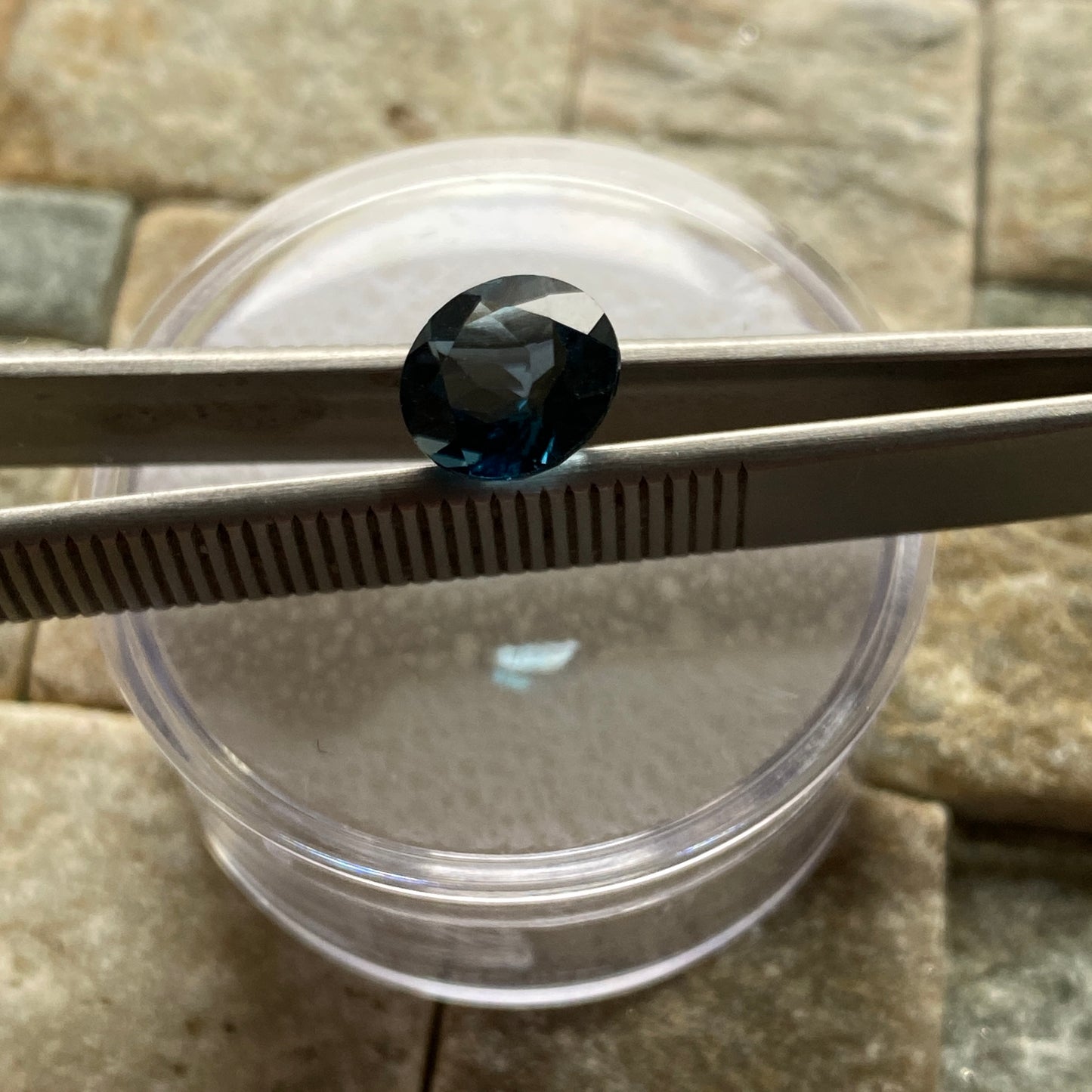 TOPAZ NATURAL GEMSTONE : ST ANNS MINE, KAROI DISTRICT, MASHONALAND, ZIMBABWE 2.98Ct MFG4829