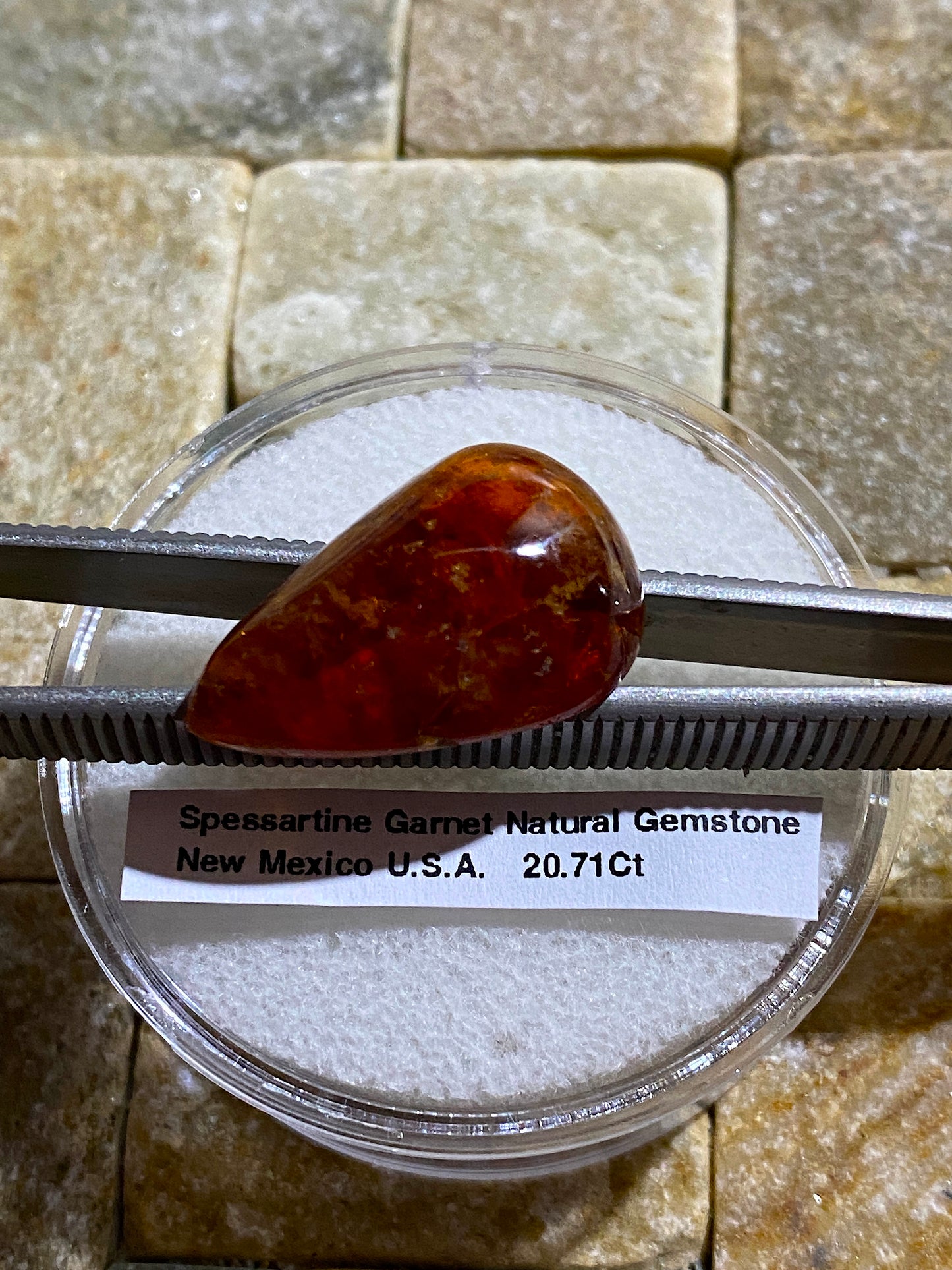 SPESSARTITE GARNET NATURAL GEMSTONE : EAST GRANTS RIDGE, NEW MEXICO, 20.71Ct MFG4838