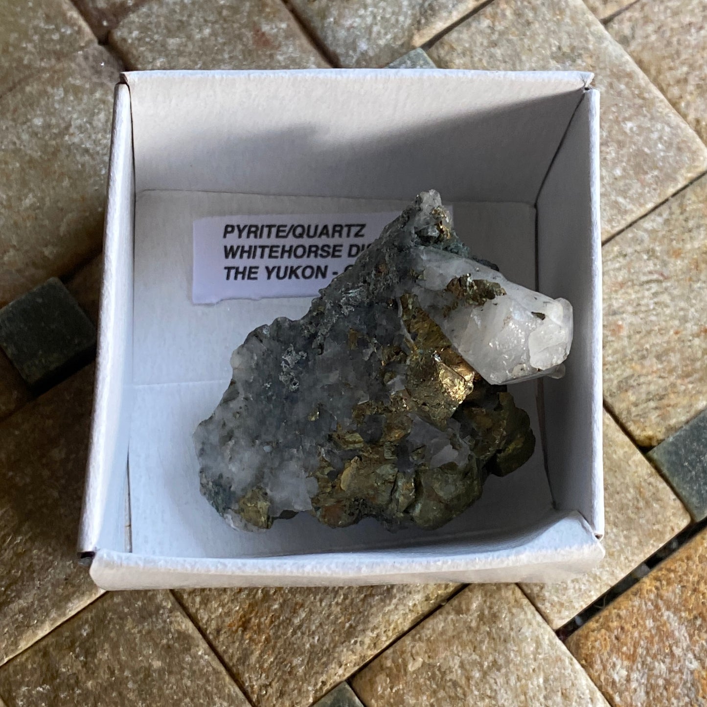 PYRITE/QUARTZ - WHITEHORSE DISTRICT, THE YUKON, CANADA 30g. MF2376