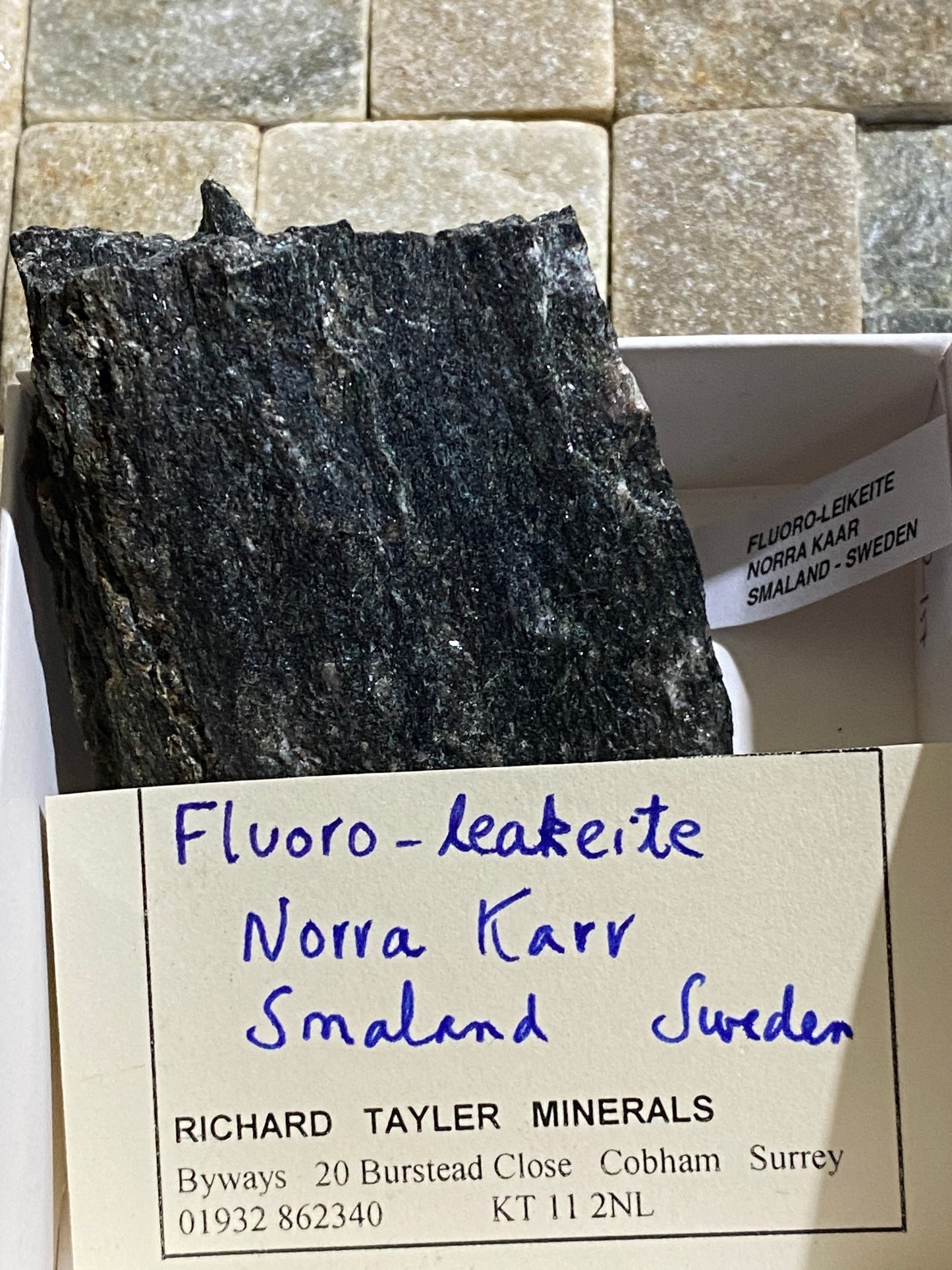 FLUORO-LEIKEITE : RARE SPECIMEN FROM NORRA KARR, SMALAND, SWEDEN 59g MF4832