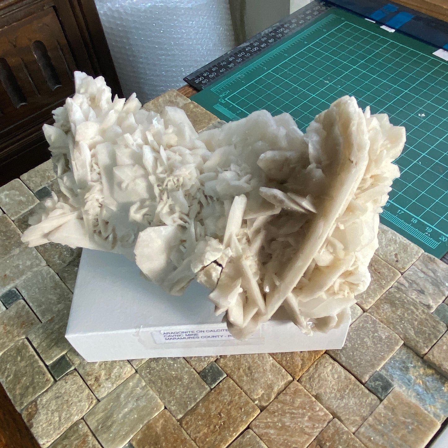 ARAGONITE/CALCITE - CAVNIC MINE, ROMANIA LARGE 530g MF2118