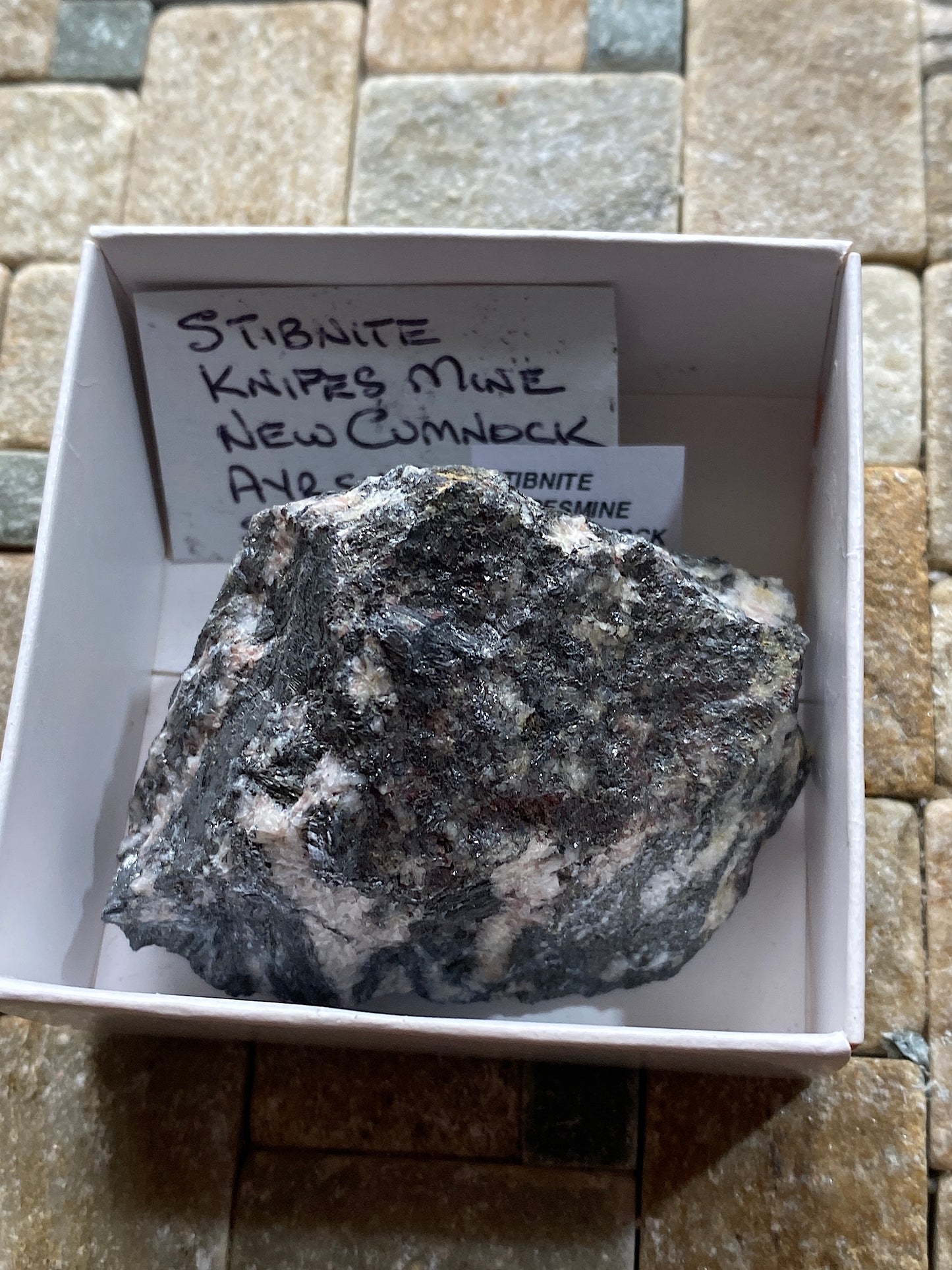 STIBNITE : KNIPES MINE, NEW CUMNOCK, AYRSHIRE, SCOTLAND. 110g MF4854