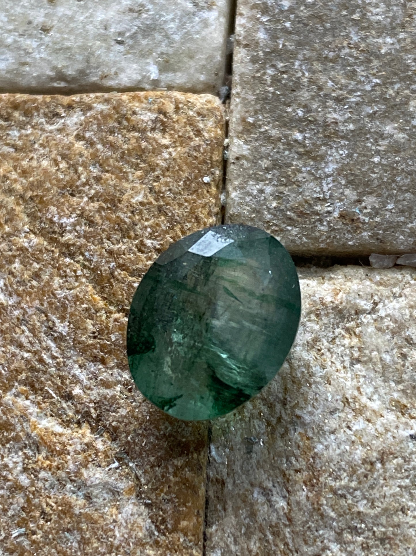EMERALD BERYL NATURAL GEMSTONE : NDOLA, ZAMBIA. 4.25Ct MFG4847
