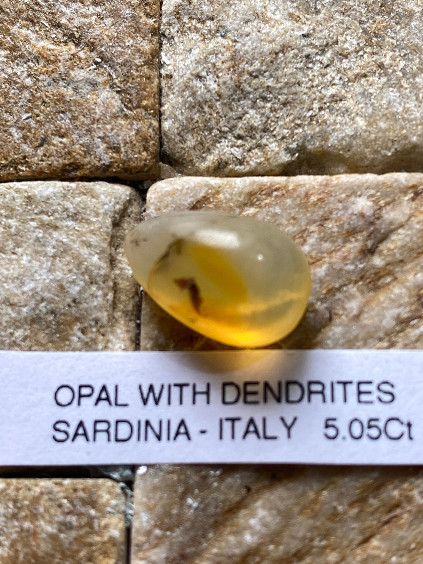 OPAL NATURAL GEMSTONE WITH DENDRITES : SARDINIA, ITALY 5.05Ct. MFG4848