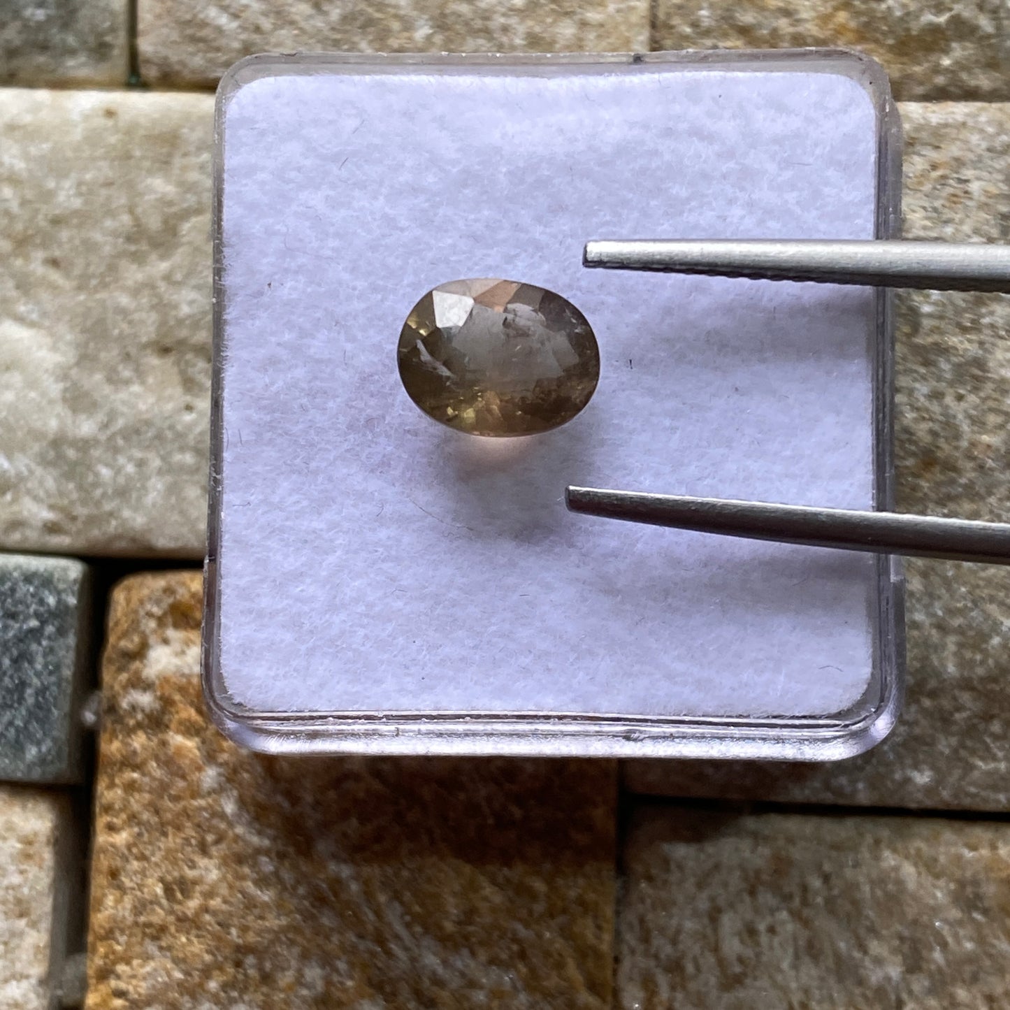 SAPPHIRE CORUNDUM NATURAL GEMSTONE - NORTHERN CAPE, SOUTH AFRICA 1.60Ct. MFG5246