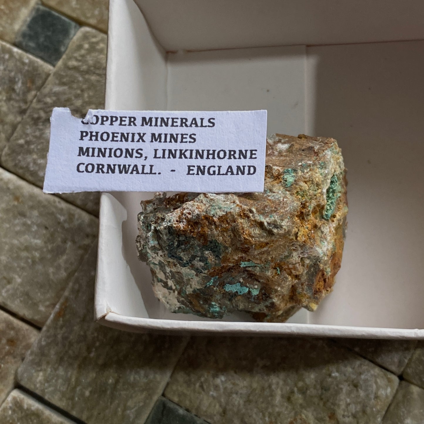 COPPER MINERALISATION - PHOENIX MINE, MINIONS, CORNWALL 28g MF4009