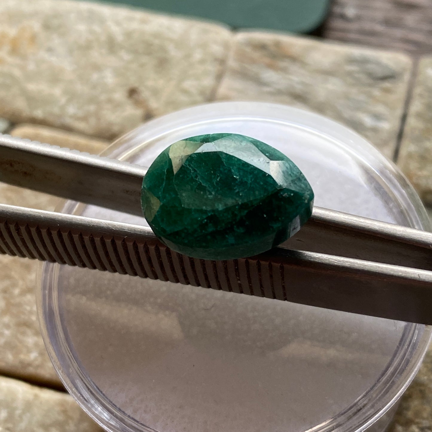 EMERALD BERYL GEMSTONE - NDOLA, COPPER BELT, ZAMBIA 8.20Ct MFG5267