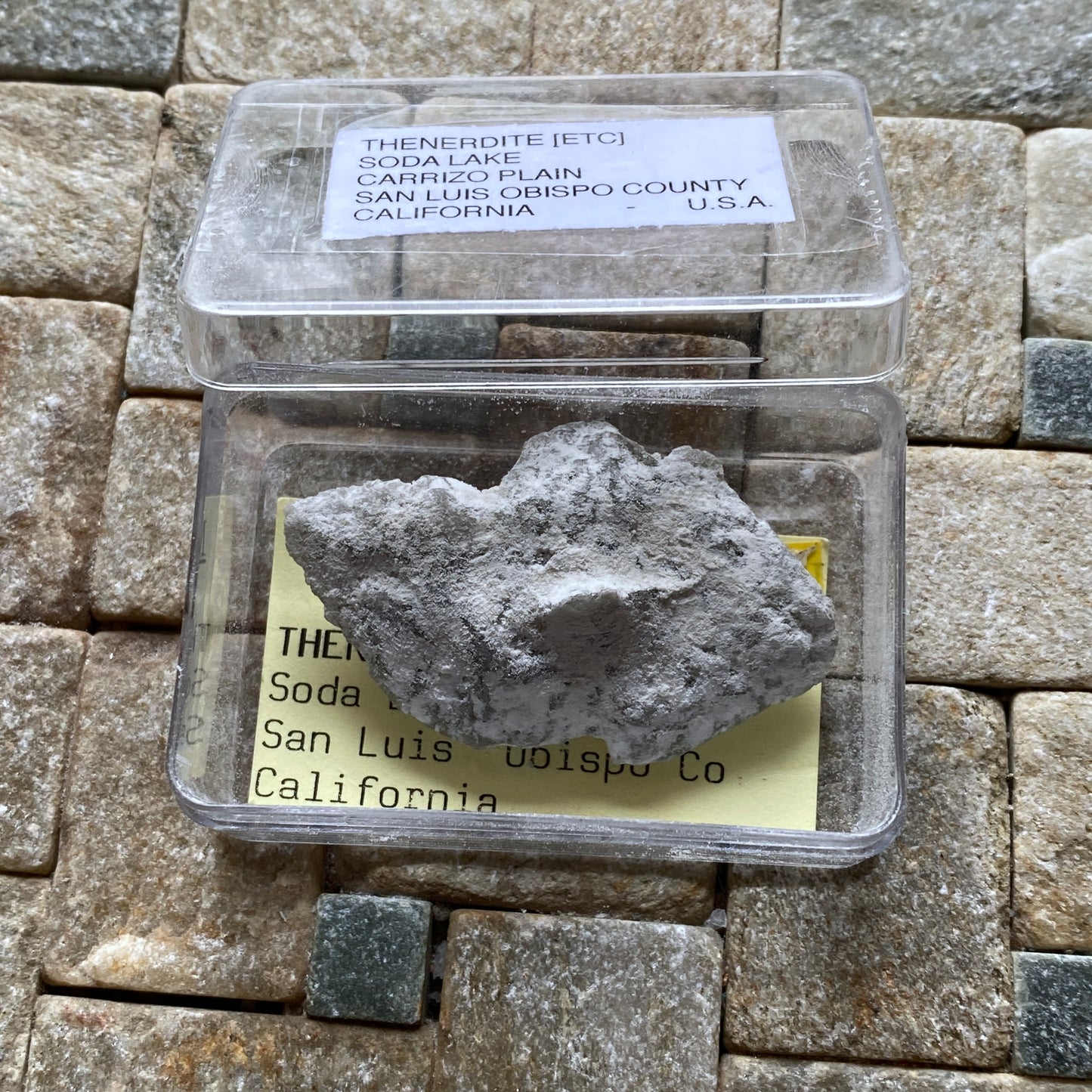 THENERDITE - SODA LAKE, CARRIZO PLAIN, CALIFORNIA 13g. MF4357
