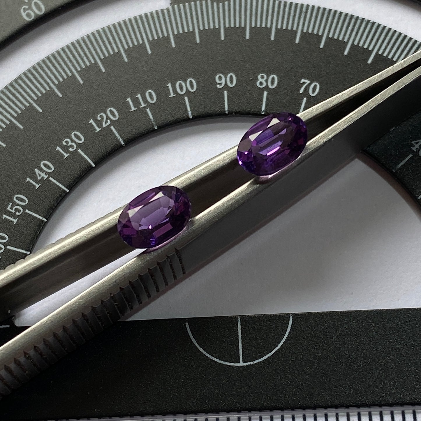 AMETHYST QUARTZ x PAIR NATURAL GEMSTONES - SANDOVAL, BOLIVIA 1.53Ct MFG5284