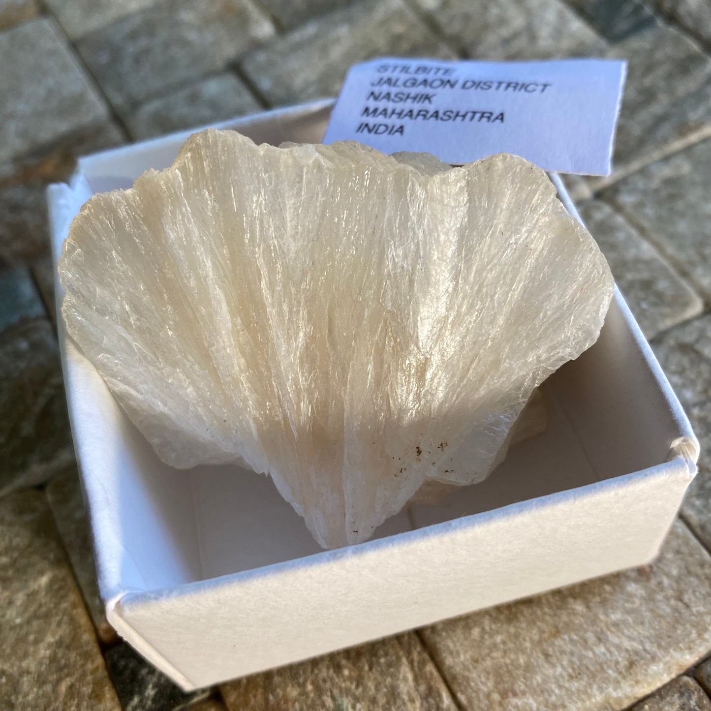 STILBITE FROM JALGAON, MAHARASHTRA, INDIA 52g MF1689