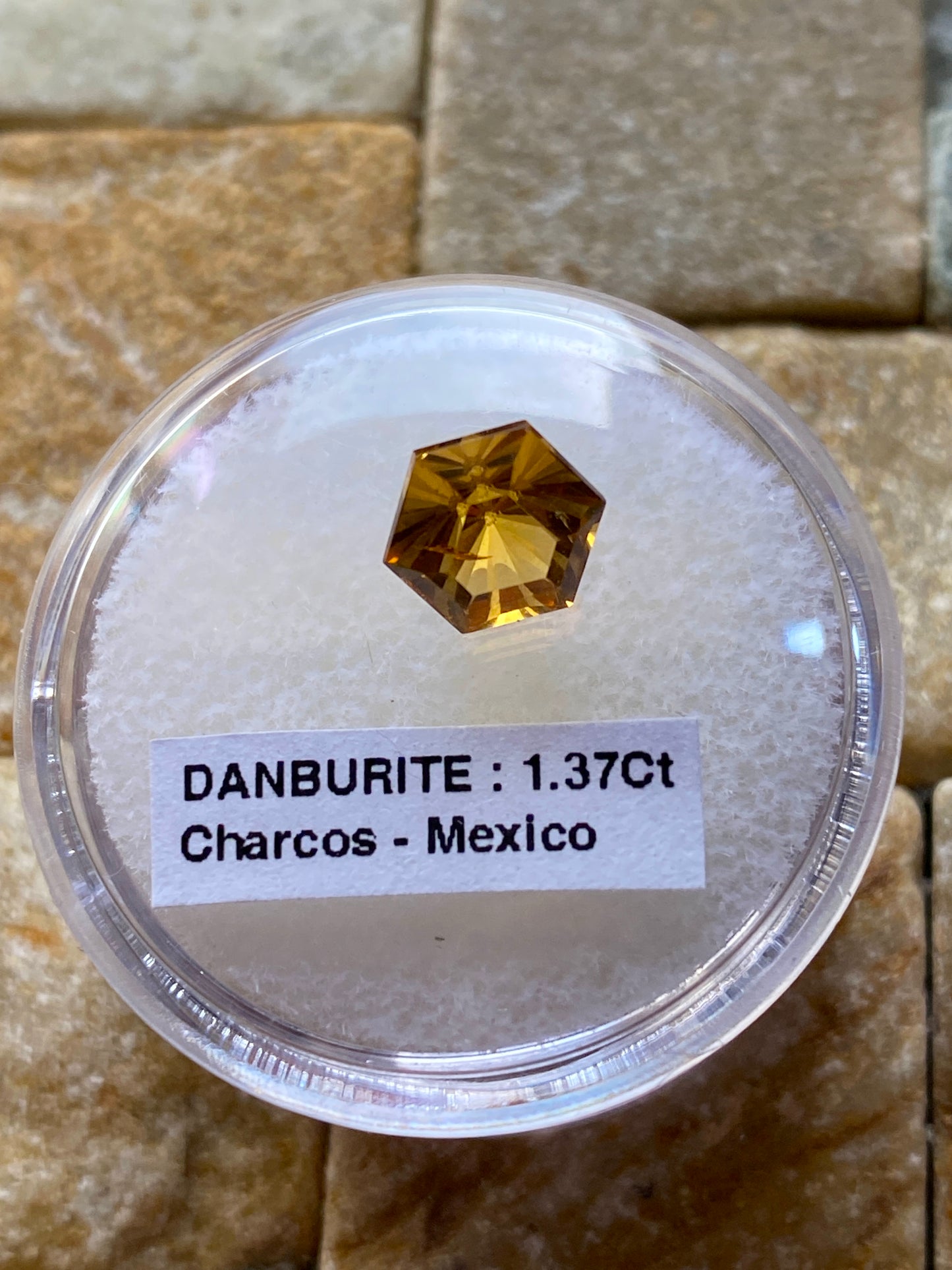 DANBURITE NATURAL GEMSTONE : CHARCOS, SAN LUIS POTOSI, MEXICO 1.37Ct MFG4894