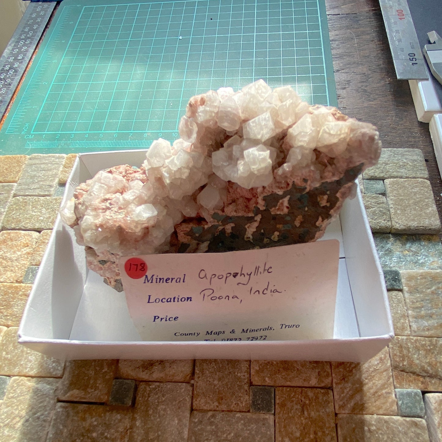 APOPHYLLITE DE PUNE, MAHARASHTRA, INDE 484g MF3969
