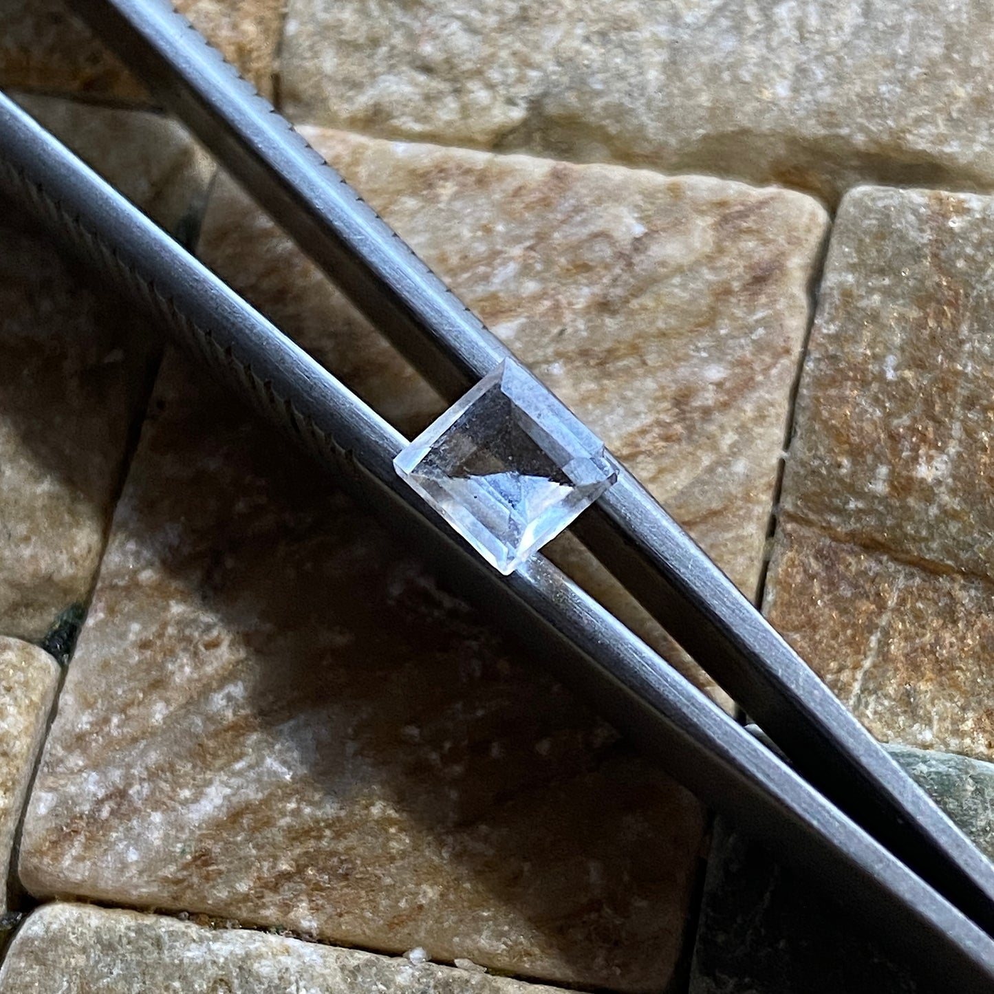 HAMBERGITE RARE GEMSTONE - STAK NAKA, HAROMOSH MTS. PAKISTAN 0.65Ct MFG2008