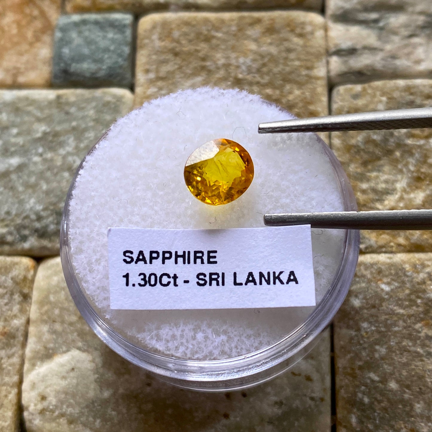 SAPPHIRE CORUNDUM NATURAL GEMSTONE - RATNAPURA, SRI LANKA 1.30Ct. MFG5464