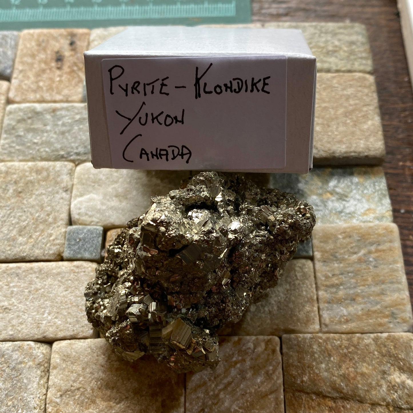 PYRITE DU KLONDIKE, YUKON, CANADA 148g MF3915