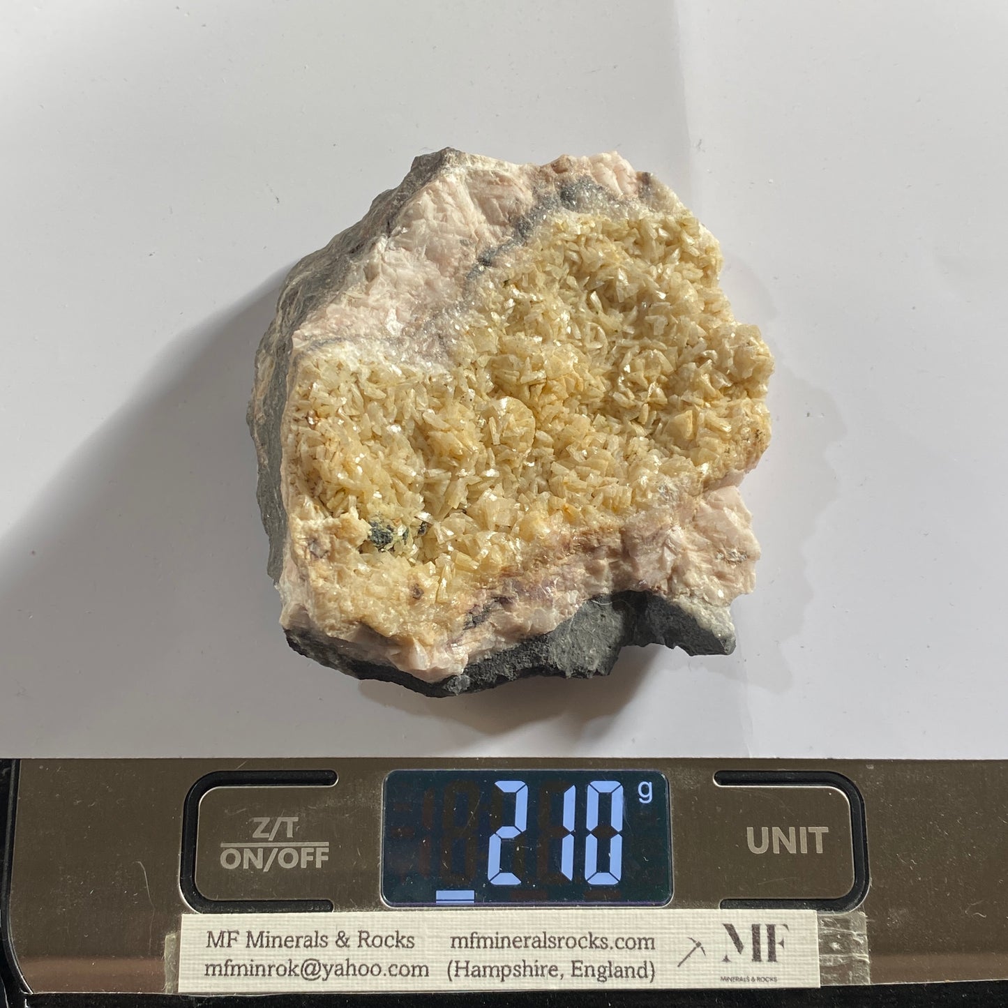 DOLOMITE - LINHAY HILL QUARRY, ASHBURTON, DEVON, ENGLAND 210g MF1341