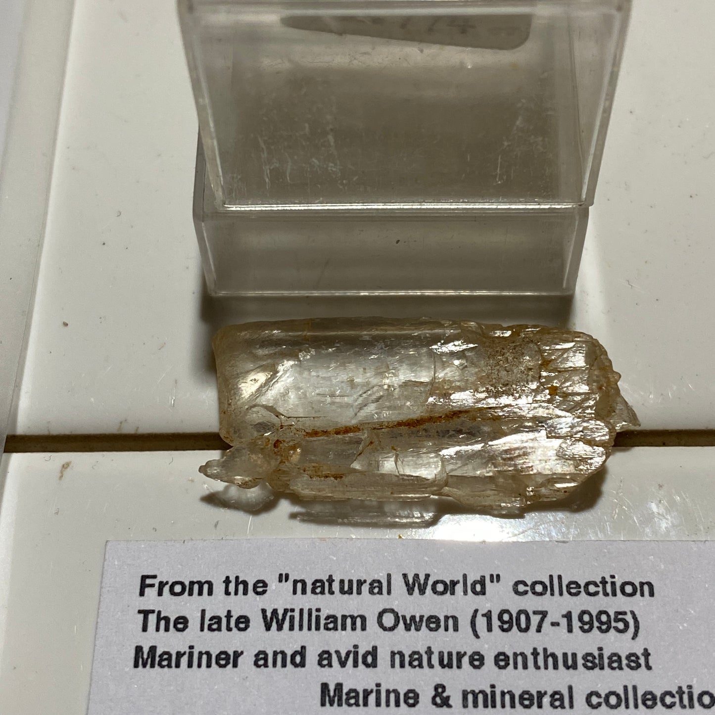 SPODUMENE CRYSTALLISATION - DARA-E-PECH PEGMATITE, KUNARI, AFGHANISTAN 4g MF1312