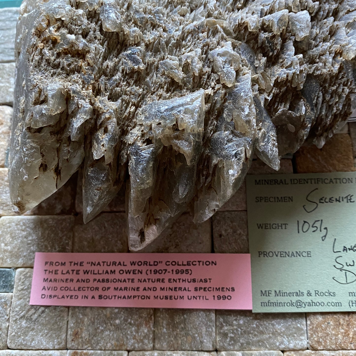 SELENITE TWINNED MULTIPLE CRYSTALLISATION FROM SWANAGE, DORSET ENGLAND 1051g MF6021